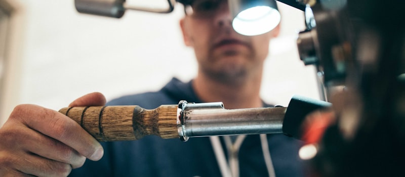 k1集团(体育股份有限公司)官方团队合影，展现专业与信赖